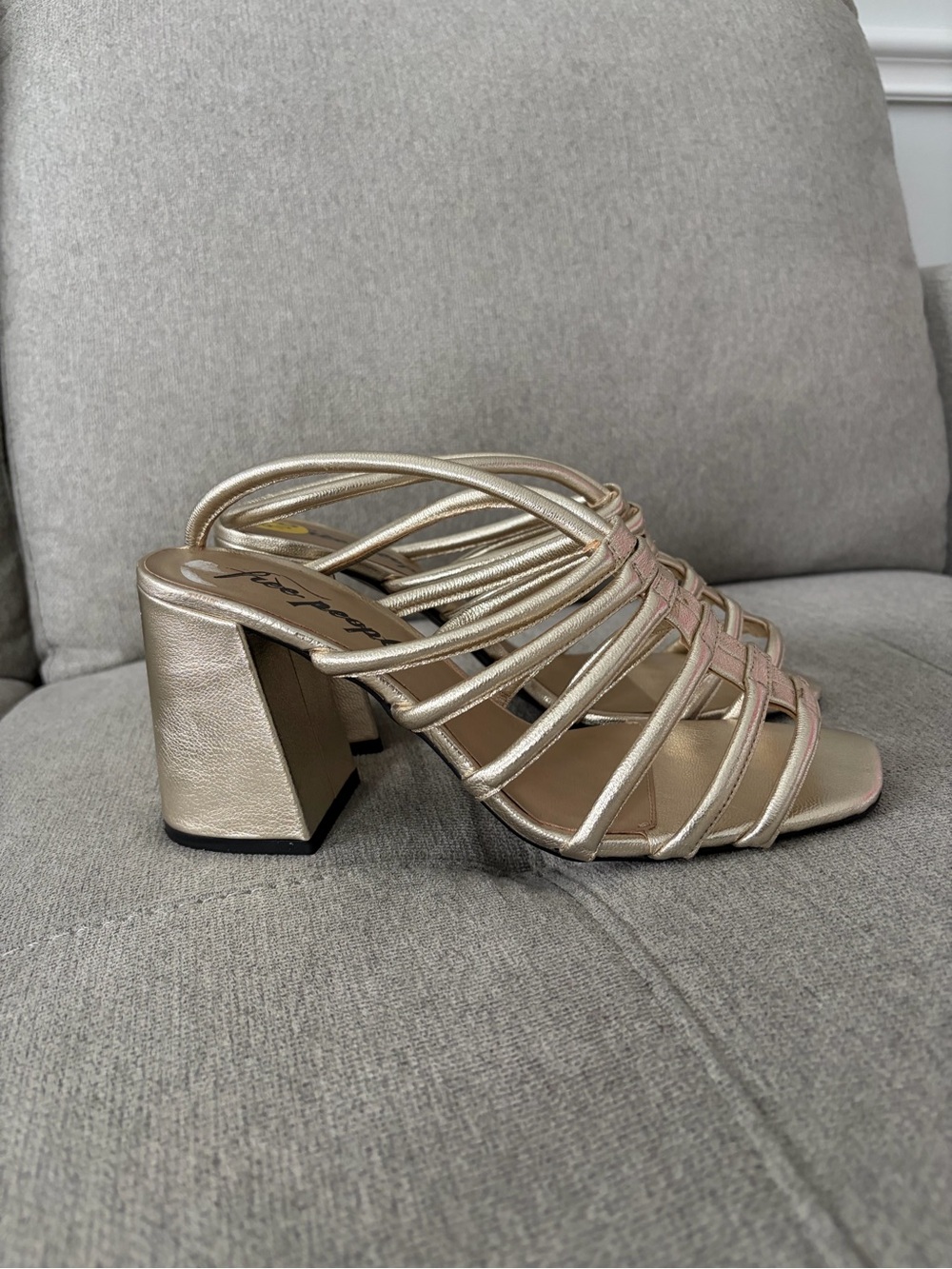 Free People Colette Cinched Women’s Gold Strappy Block Heel Sandals 9.5